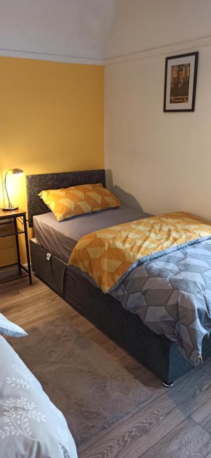 Broxtowe House -3 Bed House Parking Nottingham Villa Exteriör bild